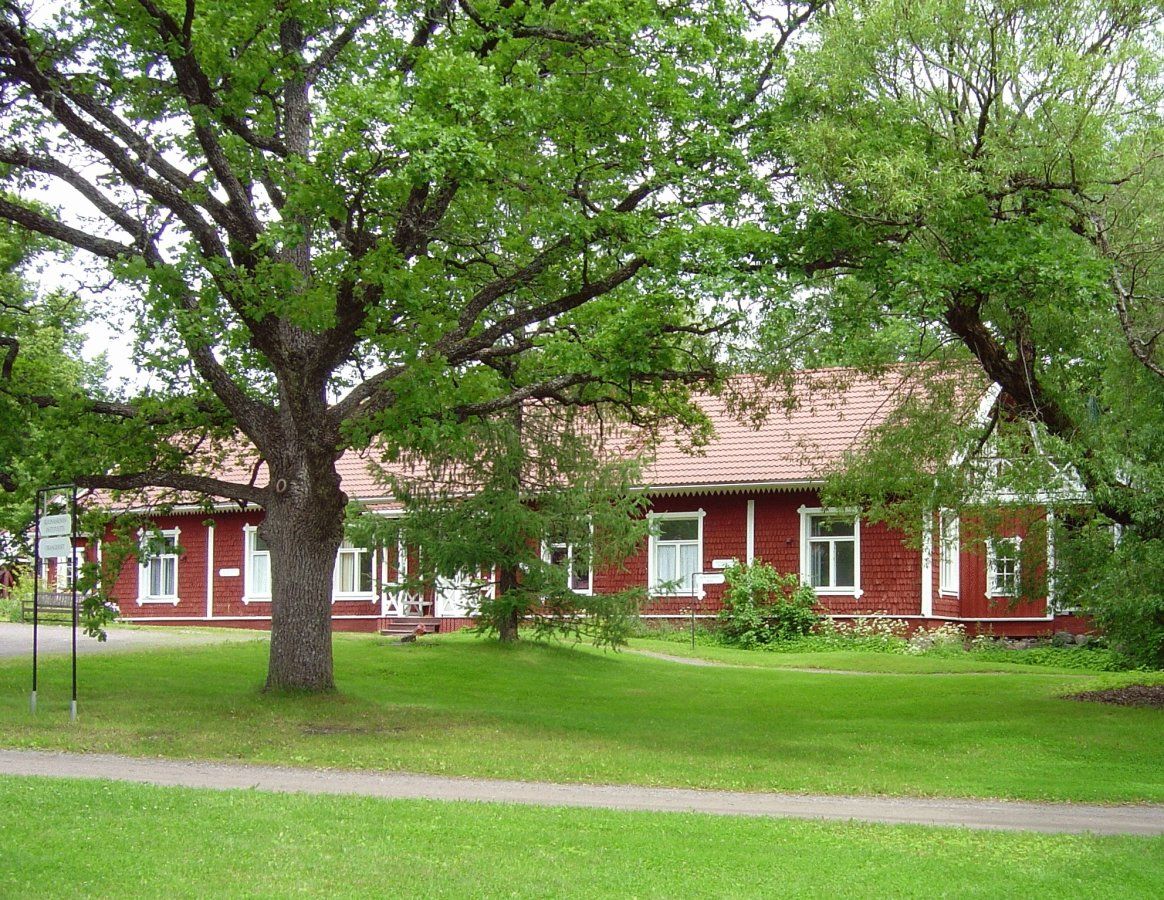 Отель Mustion Linna / Svartå Manor Сварто